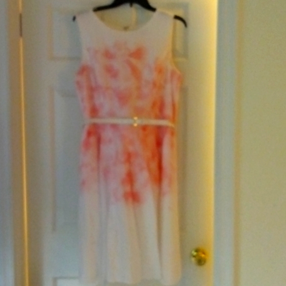 Tommy Hilfiger Dresses & Skirts - Tommy Hilfiger floral dress